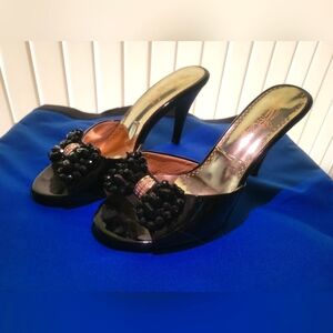 Womens shoes